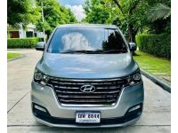 Hyundai H1 2.5 ดีเซล Duluxe สีเทา ปี 2019 รูปที่ 1